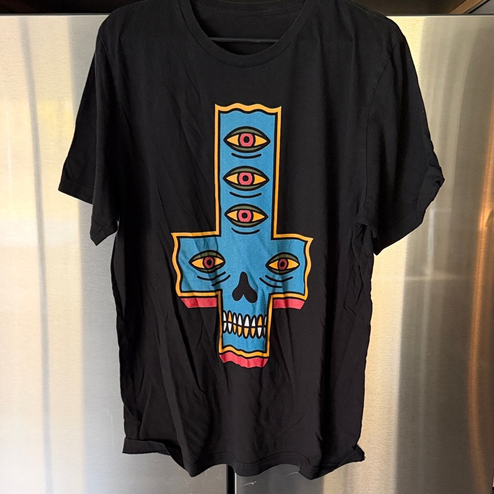Skull cross tattoo shirt